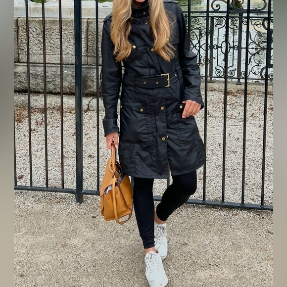 Barbour coat UK 8 would fit 0-2 - Picture 5 of 5